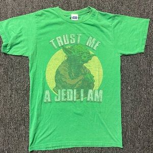 Star Wars green T-shirt, “trust me a Jedi I am” Yoda Size XL youth
